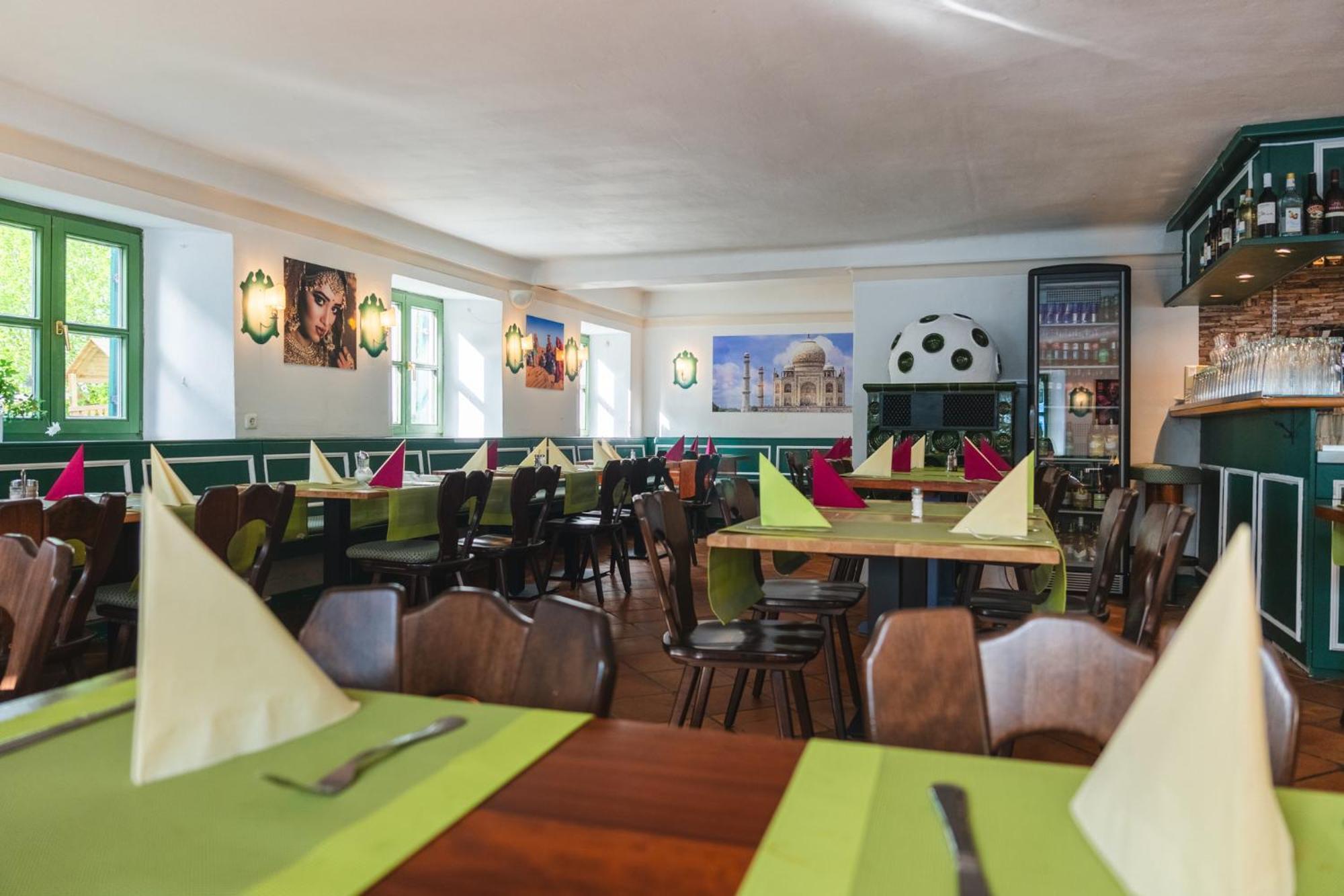 Hotel Restaurant Taverna Eching  Exterior foto
